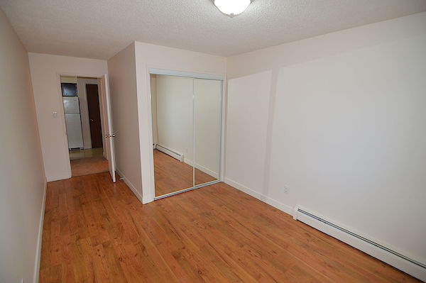 Edmonton 1 bedrooms Apartment for rent. Property photo: 406445-3
