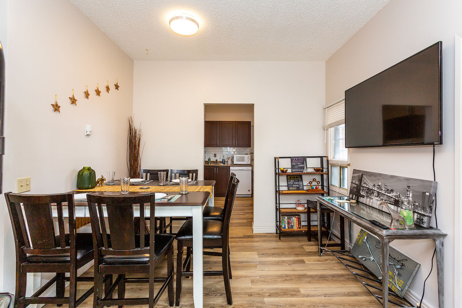 Calgary Pet Friendly House For Rent Beltline 3bdrm Bungalow In
