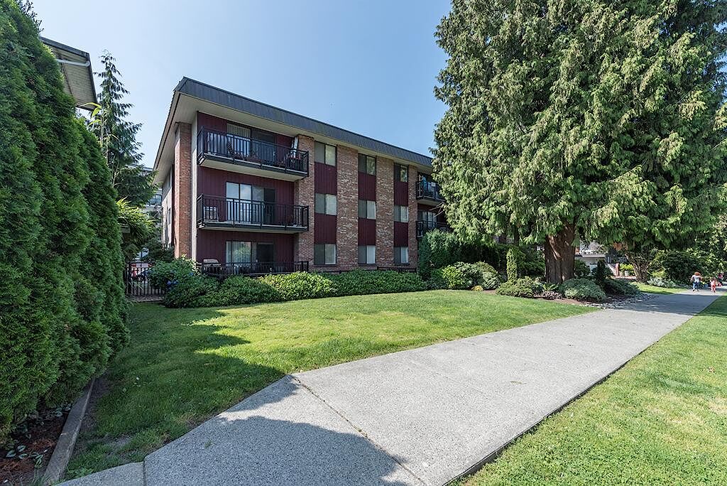North Vancouver 2 bedrooms Apartment for rent. Property photo: 408430-1