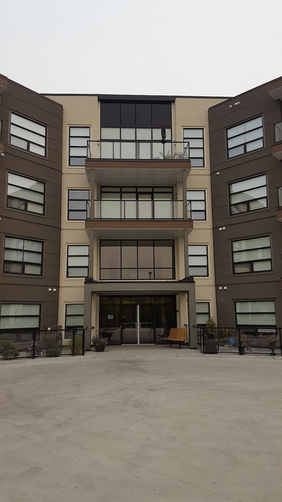 Red Deer 2 + Den bedrooms Apartment for rent. Property photo: 409752-1