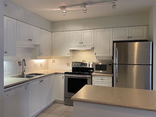 Calgary 1 bedroom Apartment for rent. Property photo: 413264-2
