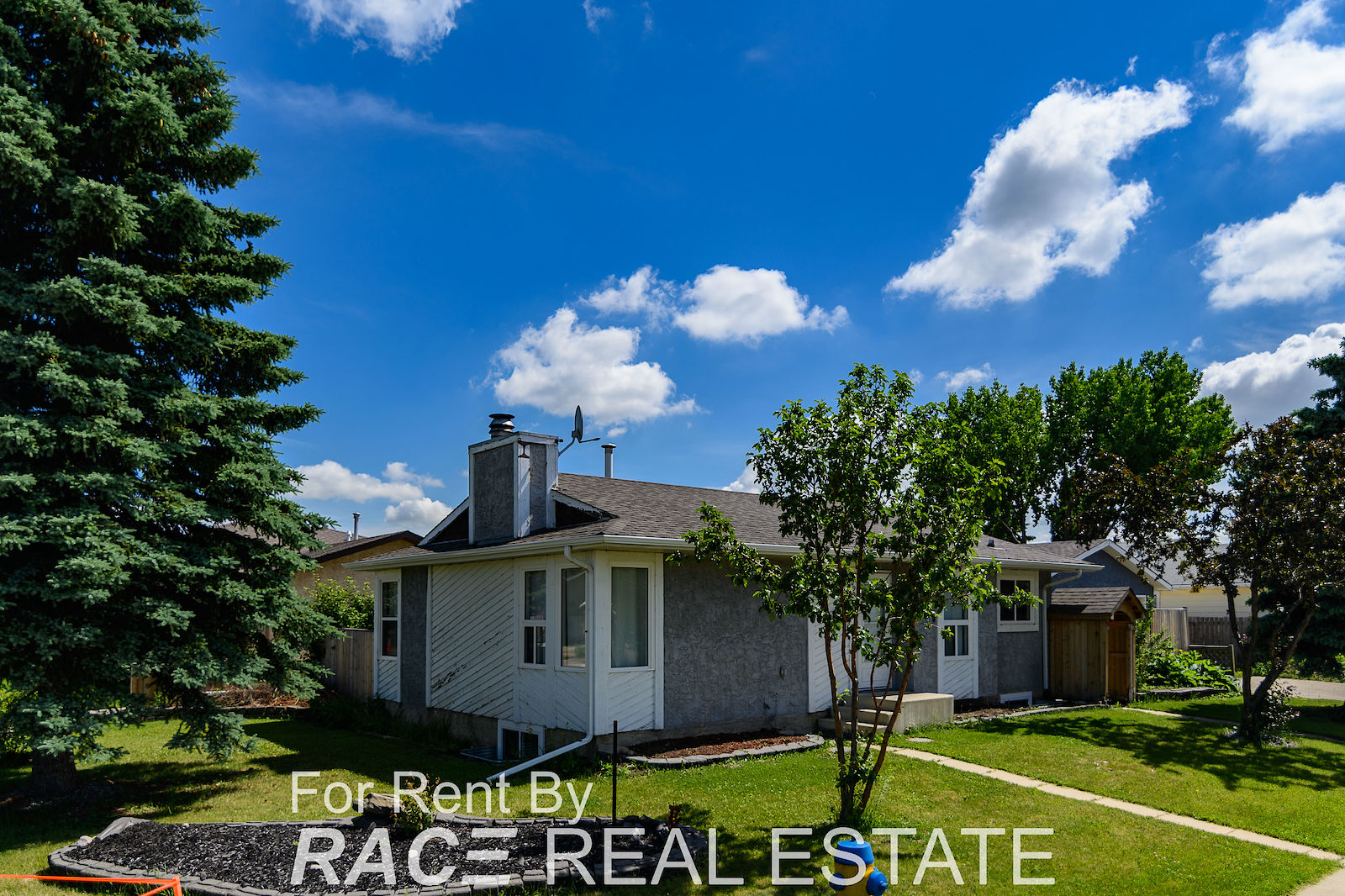 Edmonton 3 bedrooms Main Floor for rent. Property photo: 414939-1