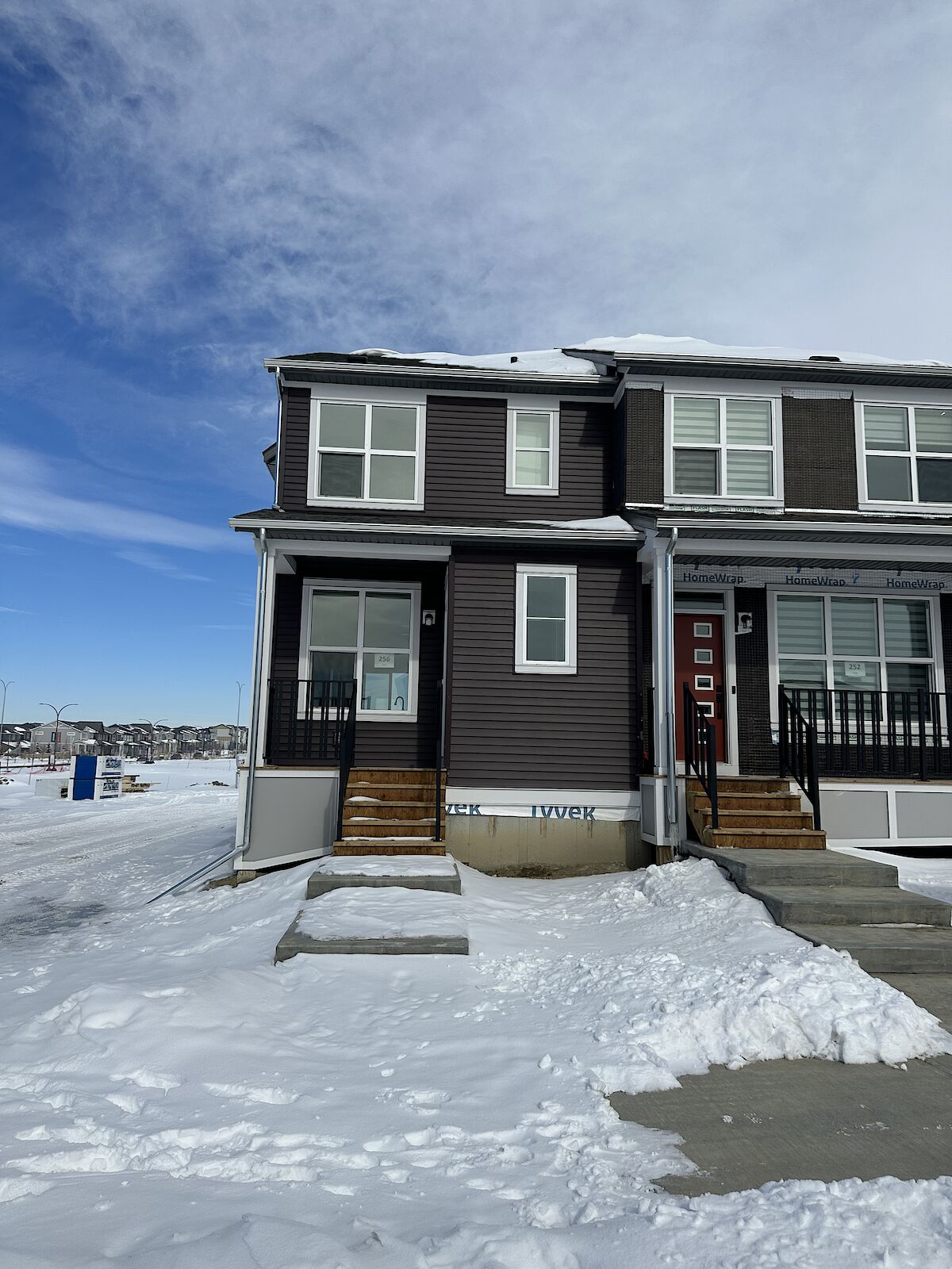 Calgary 3 bedrooms Townhouse for rent. Property photo: 418628-1