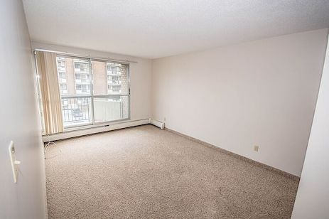 Calgary 1 bedroom Condo Unit for rent. Property photo: 42549-3