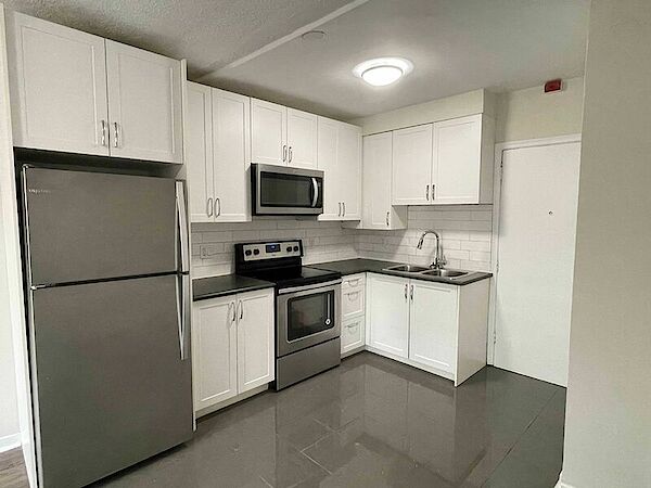 Toronto 2 bedrooms Apartment for rent. Property photo: 425802-2