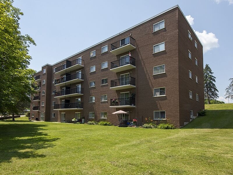 Brockville 1 bedrooms Apartment for rent. Property photo: 433692-1
