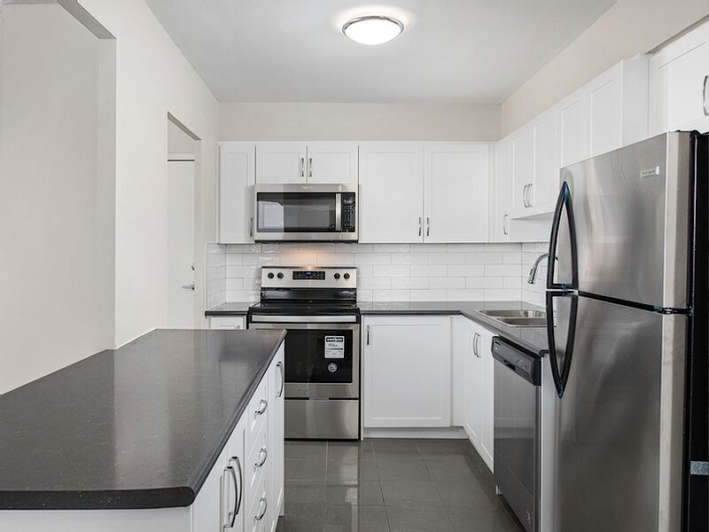 Toronto 2 bedrooms Apartment for rent. Property photo: 433695-1