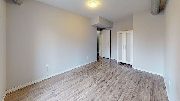 Ottawa 4 bedrooms Apartment for rent. Property photo: 437122-2