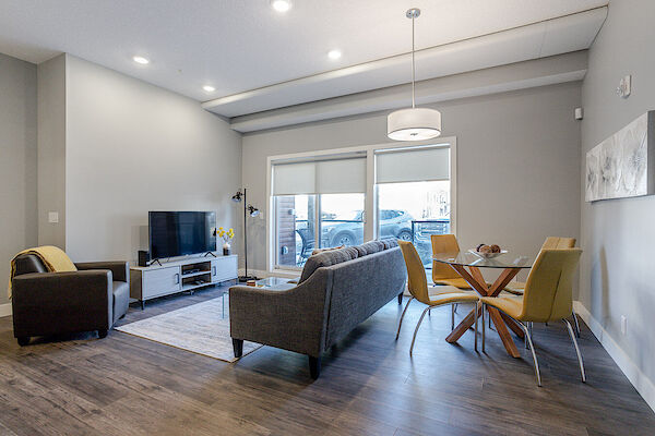 Edmonton 2 + Den bedrooms Condo Unit for rent. Property photo: 439604-2