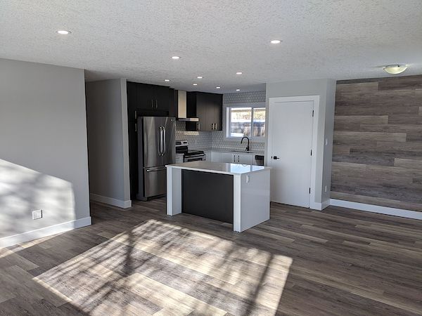 Calgary 3 bedrooms Main Floor for rent. Property photo: 440563-2