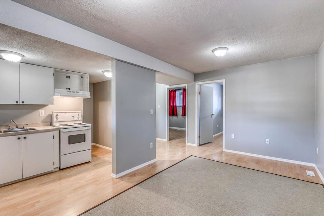 Calgary Pet Friendly Basement For Rent Montgomery 2 Bedroom Legal Basement Suite Id 445970 Rentfaster Ca