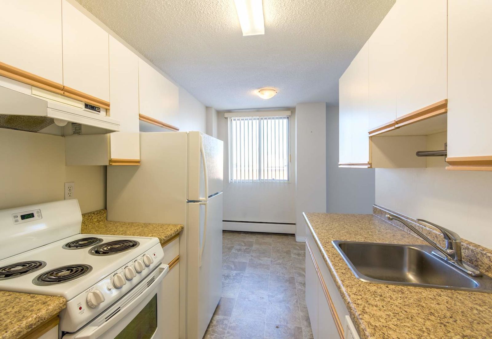 Edmonton 1 bedroom Apartment for rent. Property photo: 450153-1
