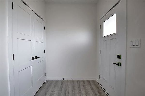 Edmonton 5 bedrooms Duplex for rent. Property photo: 451273-2