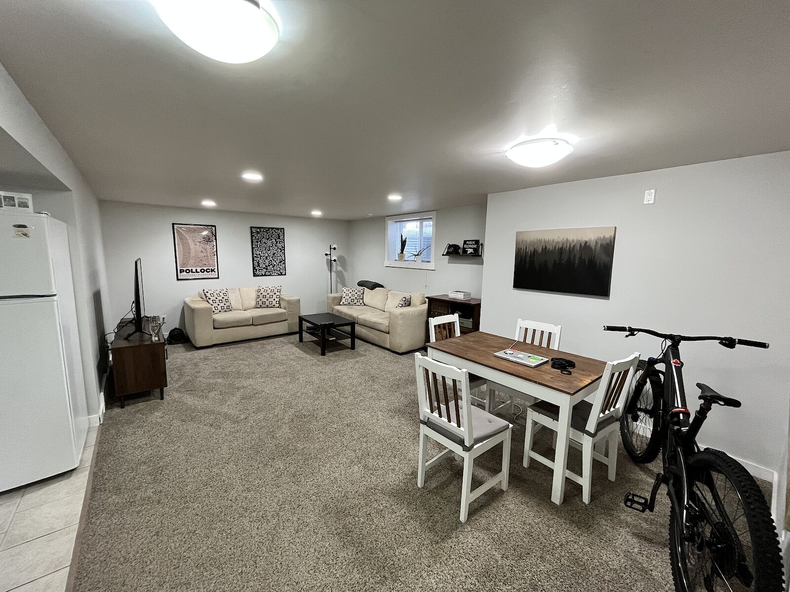 Calgary 2 bedrooms Basement for rent. Property photo: 453534-1