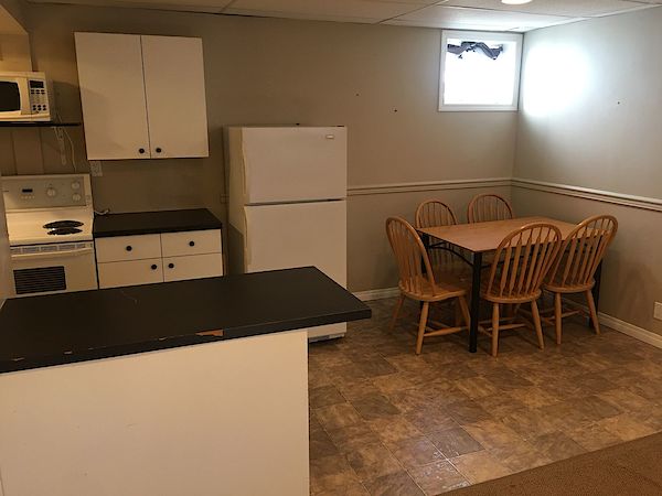 Edmonton 2 bedrooms Basement for rent. Property photo: 454286-3