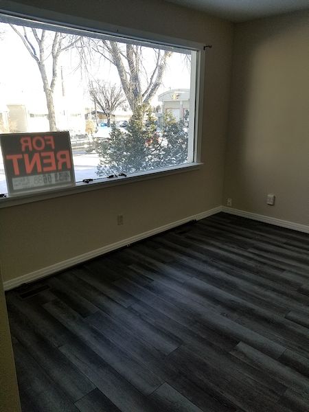 Edmonton 2 bedrooms Main Floor for rent. Property photo: 455374-2