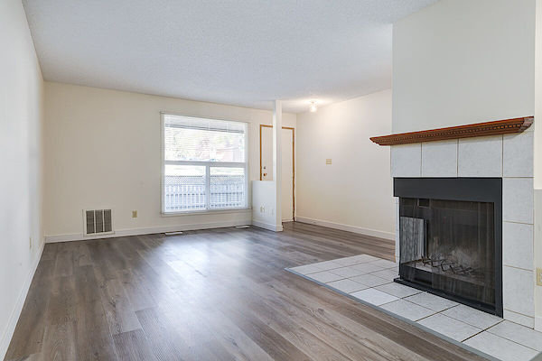 Edmonton 2 bedrooms Apartment for rent. Property photo: 455427-2