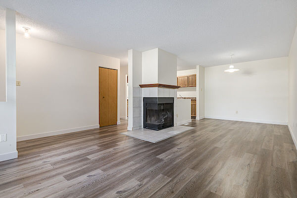 Edmonton 2 bedrooms Townhouse for rent. Property photo: 455427-3