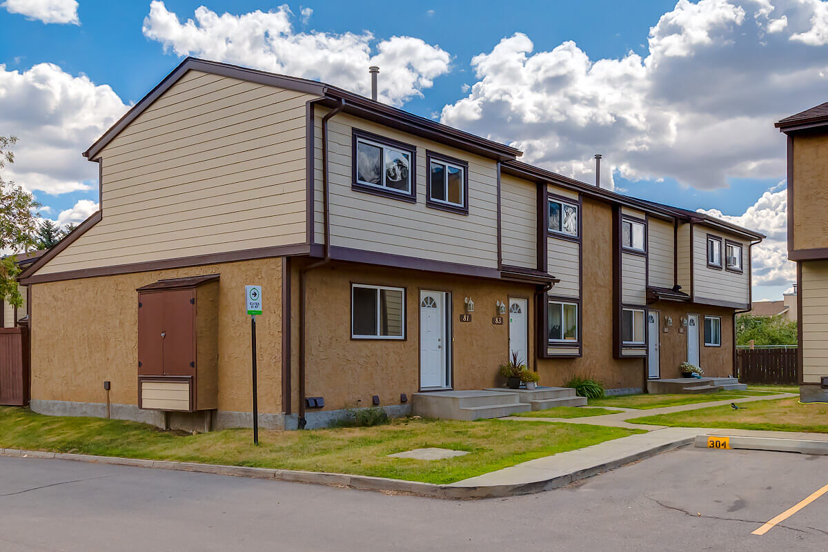 Edmonton 3 bedrooms Townhouse for rent. Property photo: 456596-1