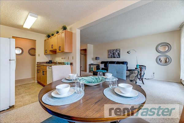 Edmonton 2 bedrooms Apartment for rent. Property photo: 458652-3