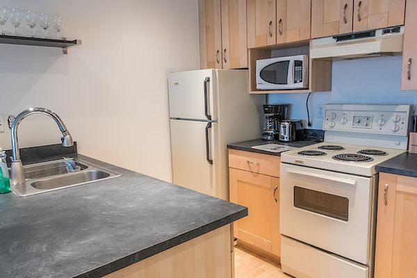 Calgary 1 bedroom Apartment for rent. Property photo: 45884-2
