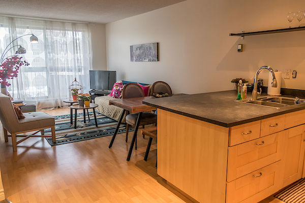 Calgary 1 bedroom Apartment for rent. Property photo: 45884-3