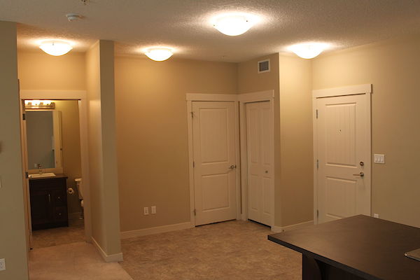 Calgary 2 bedrooms Apartment for rent. Property photo: 460030-3