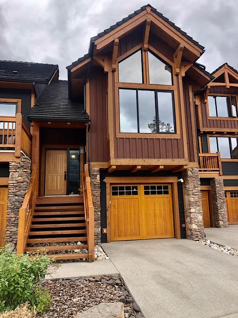 Canmore 3 bedrooms Townhouse for rent. Property photo: 460136-1