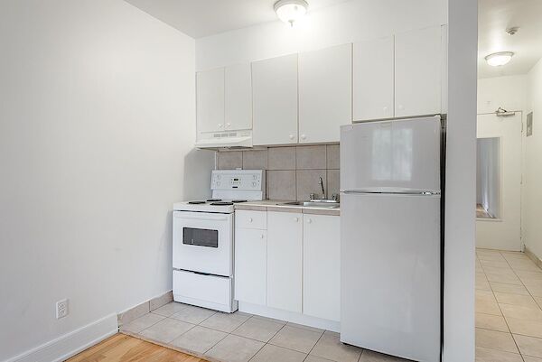 Montréal studio Apartment for rent. Property photo: 461290-2
