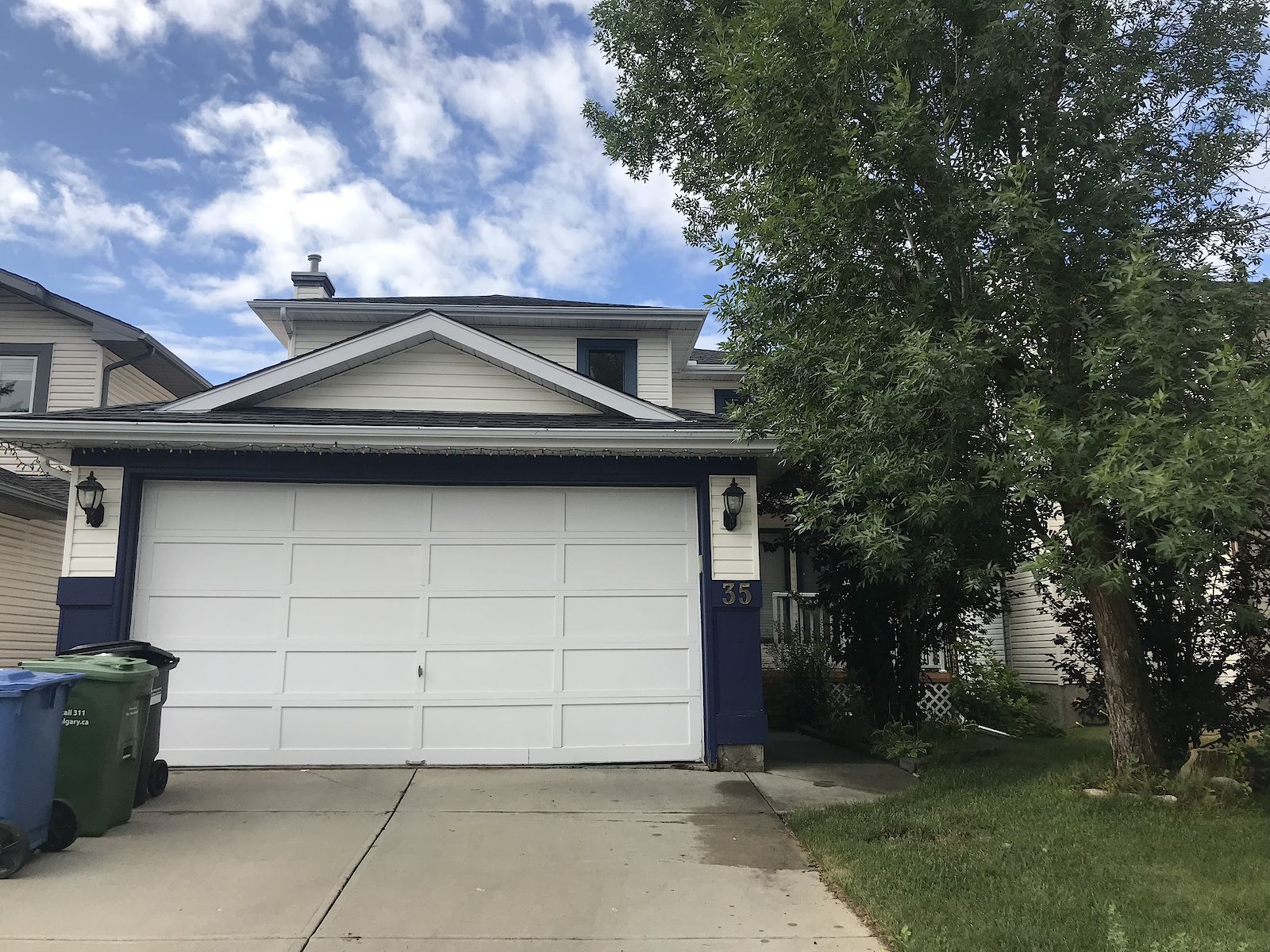 Calgary 3 + Den bedrooms House for rent. Property photo: 462153-1