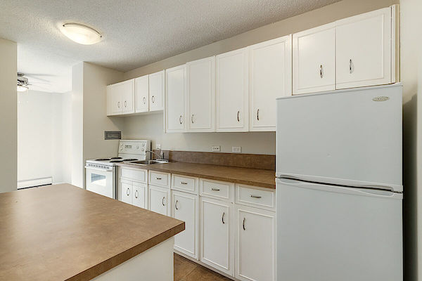 Calgary 2 bedrooms Apartment for rent. Property photo: 462351-2