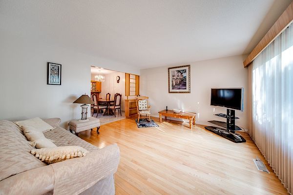 Edmonton 4 bedrooms Duplex for rent. Property photo: 471349-3