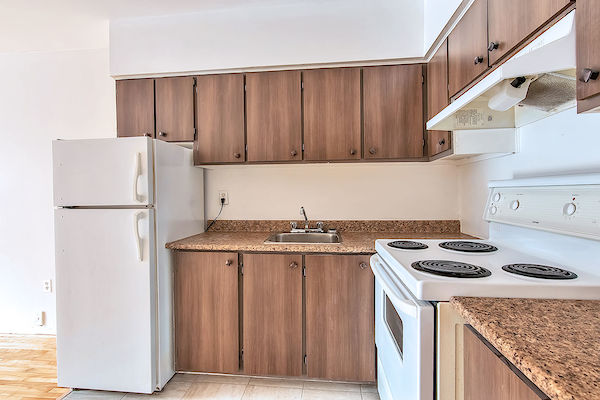 LaSalle 2 bedrooms Apartment for rent. Property photo: 472393-2