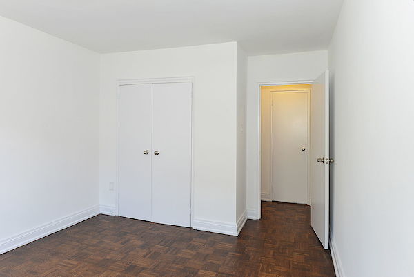 East York 2 bedrooms Apartment for rent. Property photo: 476698-2