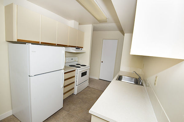 Edmonton 3 bedrooms Apartment for rent. Property photo: 478152-2