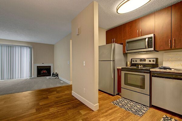 Calgary 2 bedrooms Apartment for rent. Property photo: 479452-3