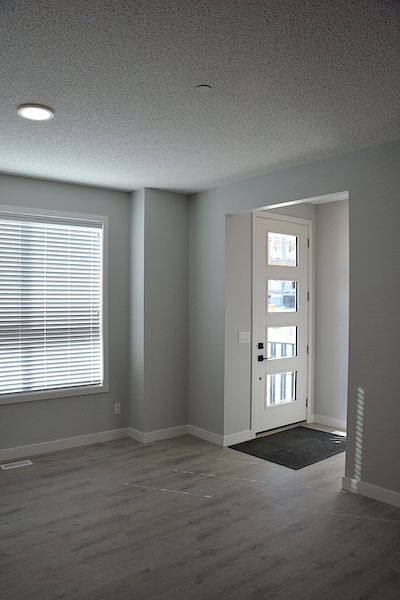 Calgary 3 bedrooms Duplex for rent. Property photo: 480234-2
