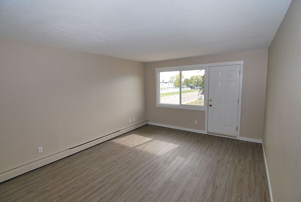 Edmonton 3 bedrooms Apartment for rent. Property photo: 480640-3