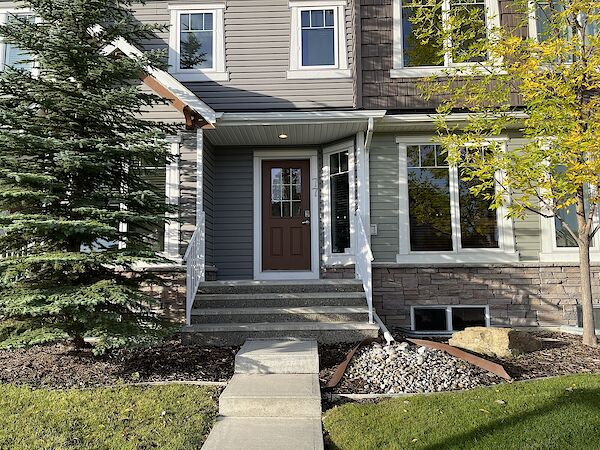 Calgary 2 bedrooms Townhouse for rent. Property photo: 481869-2