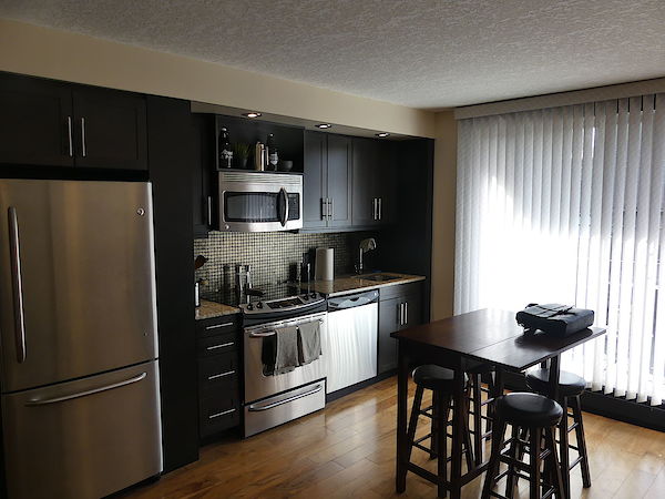 Calgary 1 bedroom Condo Unit for rent. Property photo: 484733-2