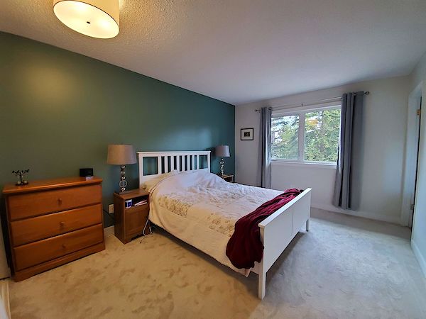Calgary 1 bedroom Room For Rent for rent. Property photo: 489500-3