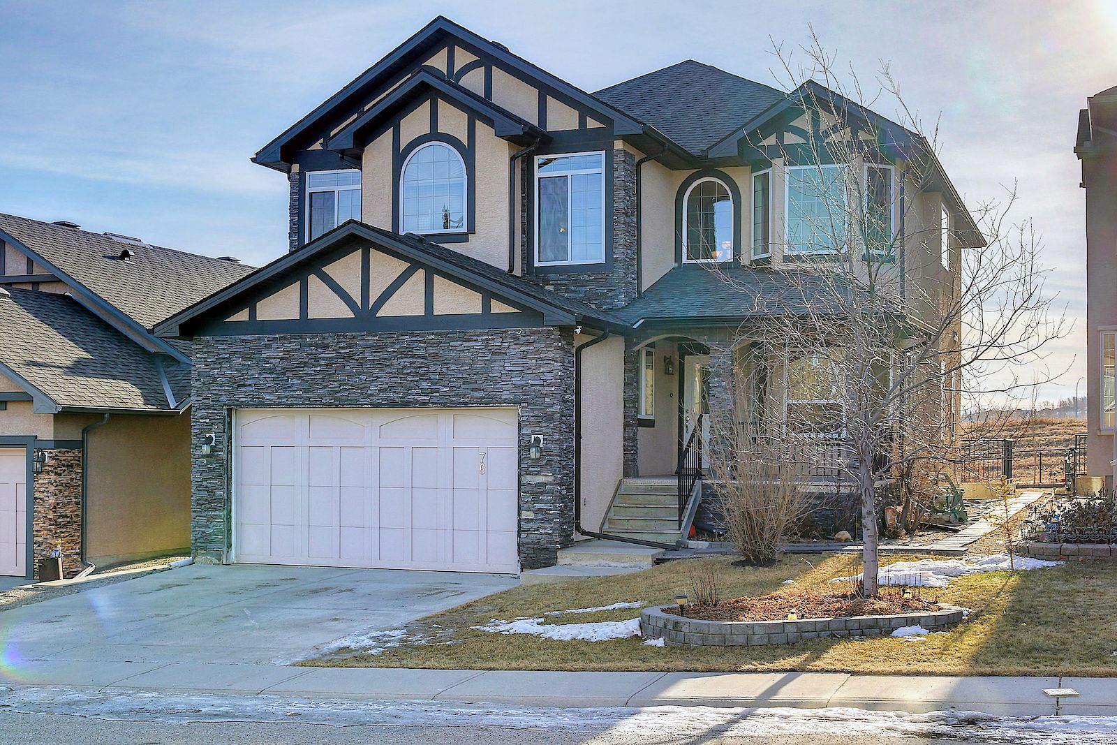 Calgary 5 + Den bedrooms House for rent. Property photo: 490478-1