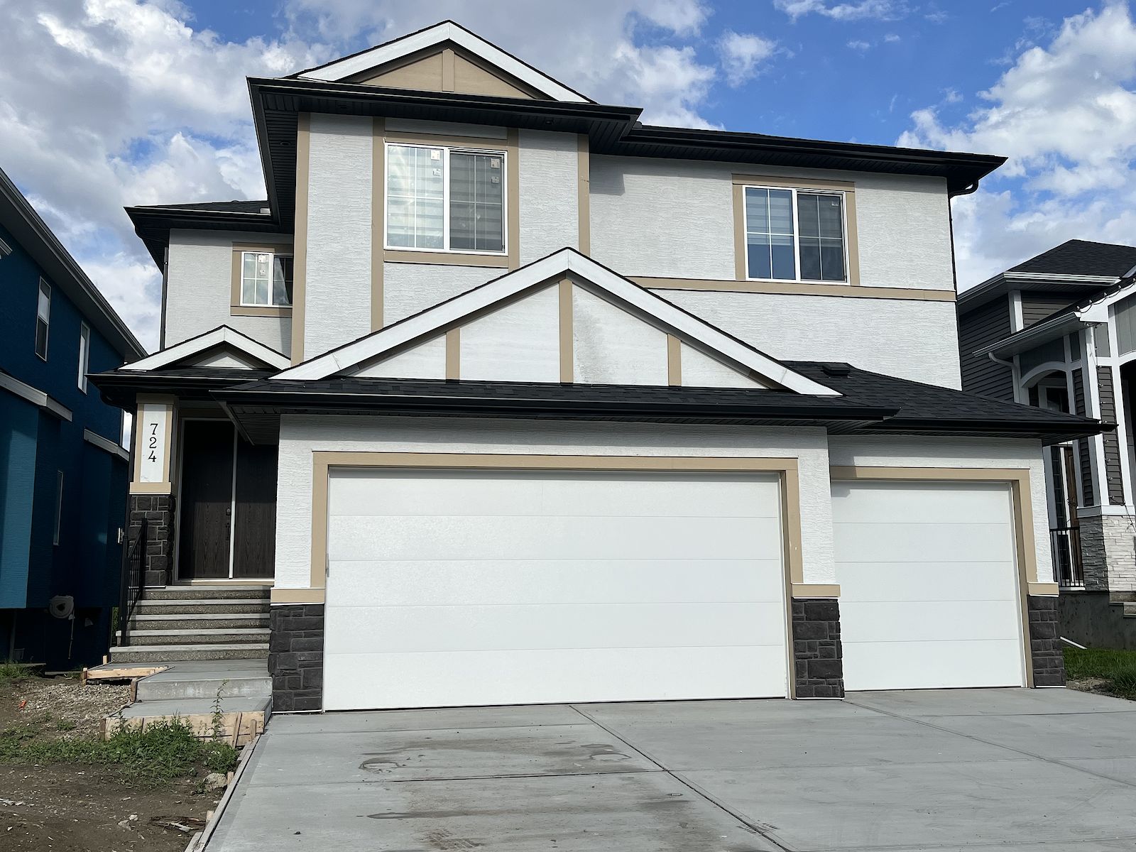 Chestermere 4 + Den bedrooms House for rent. Property photo: 491053-1