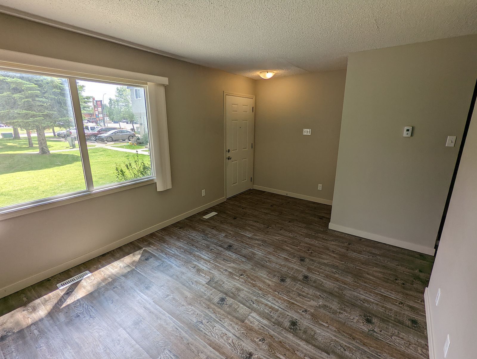 Lethbridge 2 bedrooms Townhouse for rent. Property photo: 492005-1