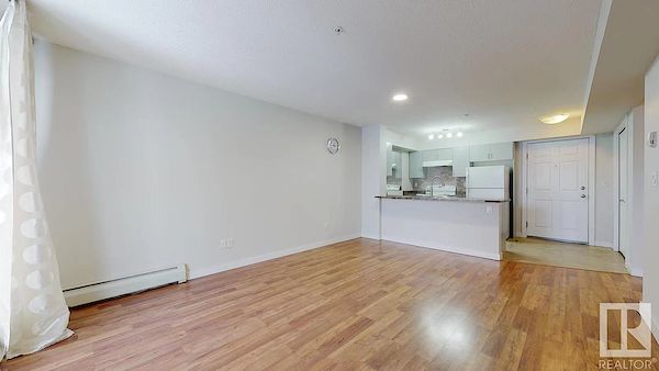 Edmonton 1 bedroom Condo Unit for rent. Property photo: 493176-3
