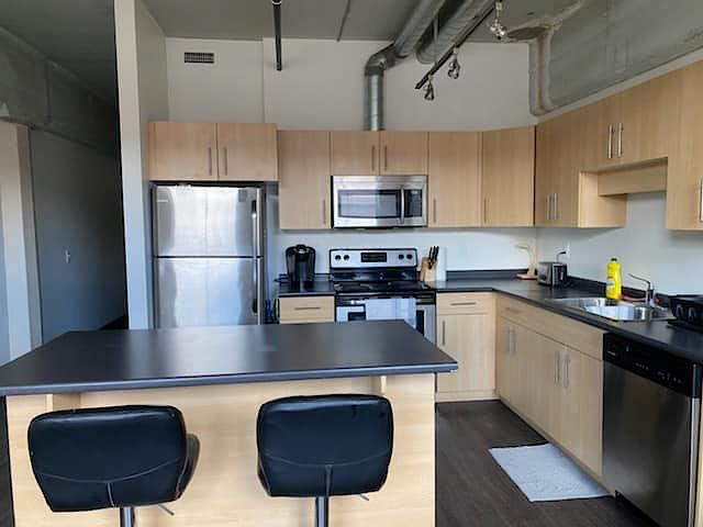 Winnipeg 1 bedrooms Apartment for rent. Property photo: 495940-1