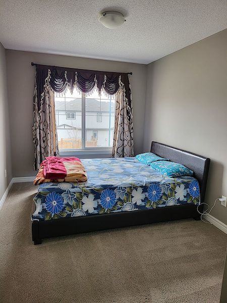 Edmonton 3 bedrooms Duplex for rent. Property photo: 497597-2