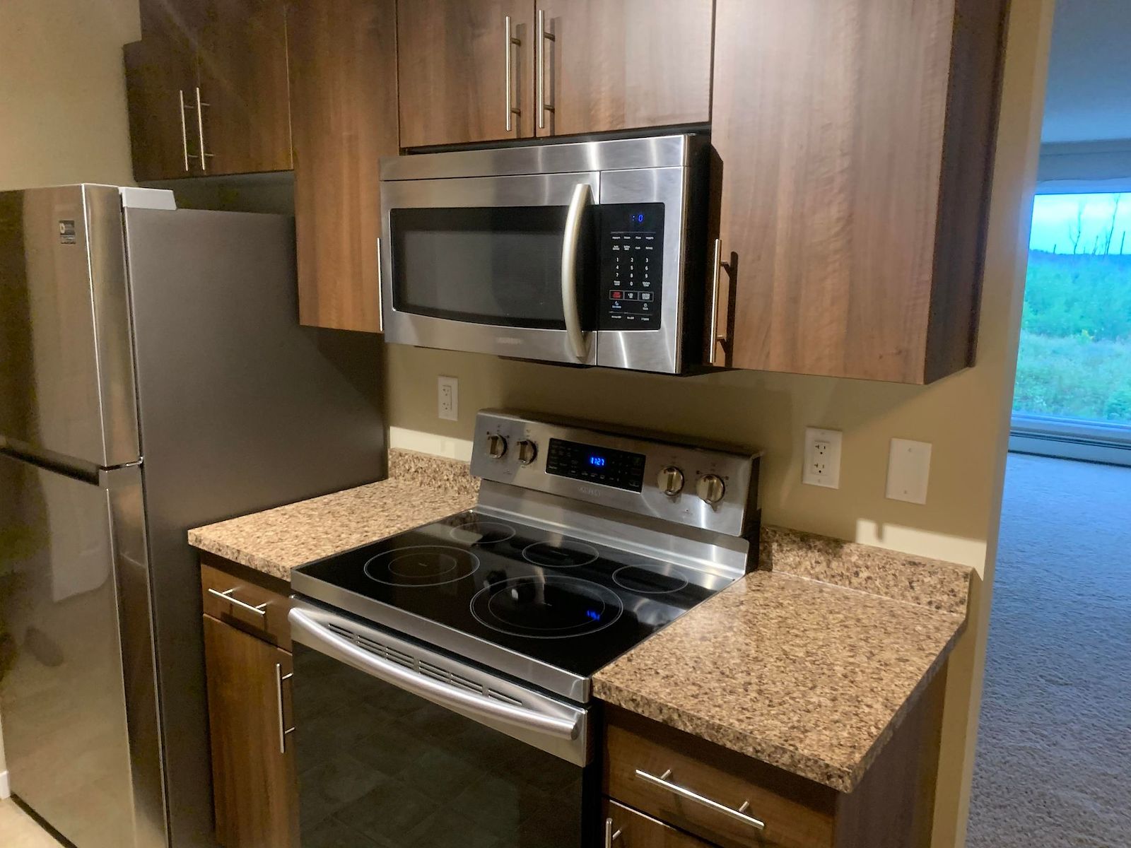 Fort McMurray 2 bedrooms Apartment for rent. Property photo: 497811-1
