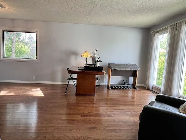 Calgary 4 bedrooms House for rent. Property photo: 499718-3