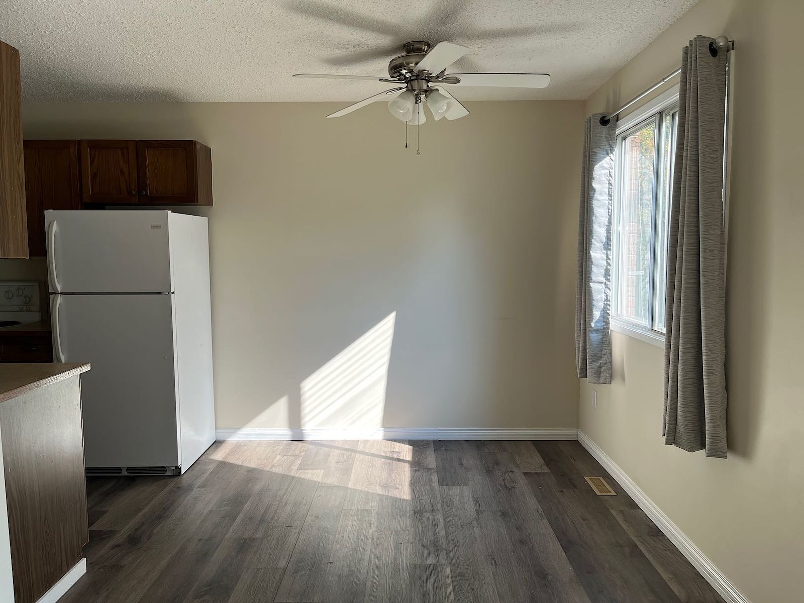Red Deer 2 bedrooms Apartment for rent. Property photo: 500930-1